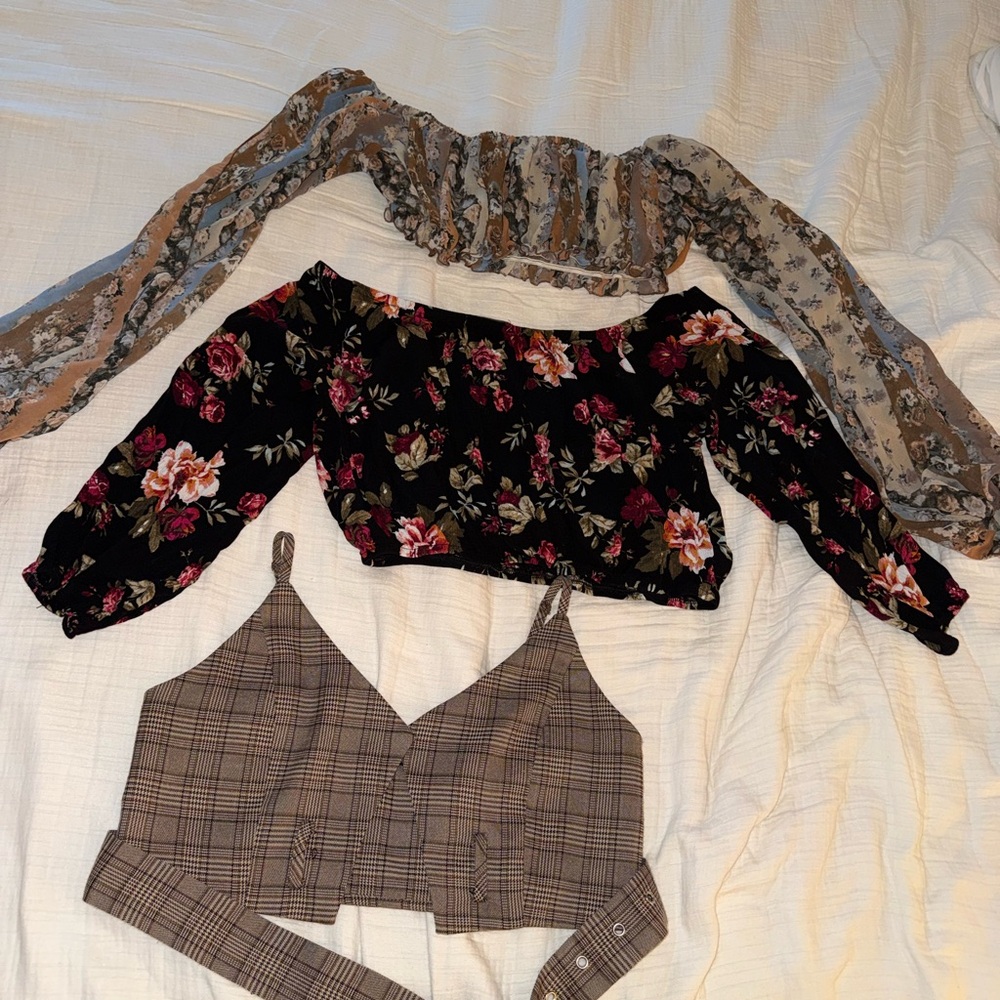 3 crop tops bundle